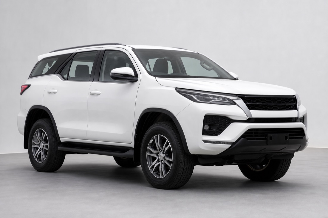 Toyota Fortuner for Rent in Bahria Town Lahore