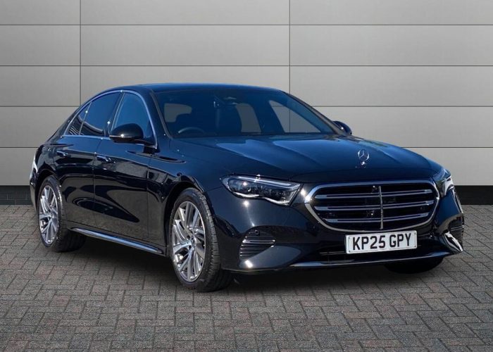 Mercedes-Benz for Rent in Bahria Town Lahore