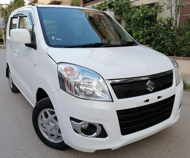 Suzuki Wagon R for Rent in Bahria Town Lahore